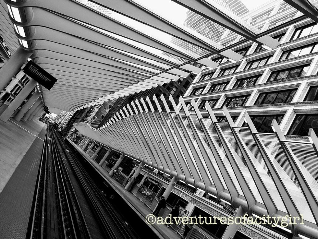 Washington & Wabash 'L' stop